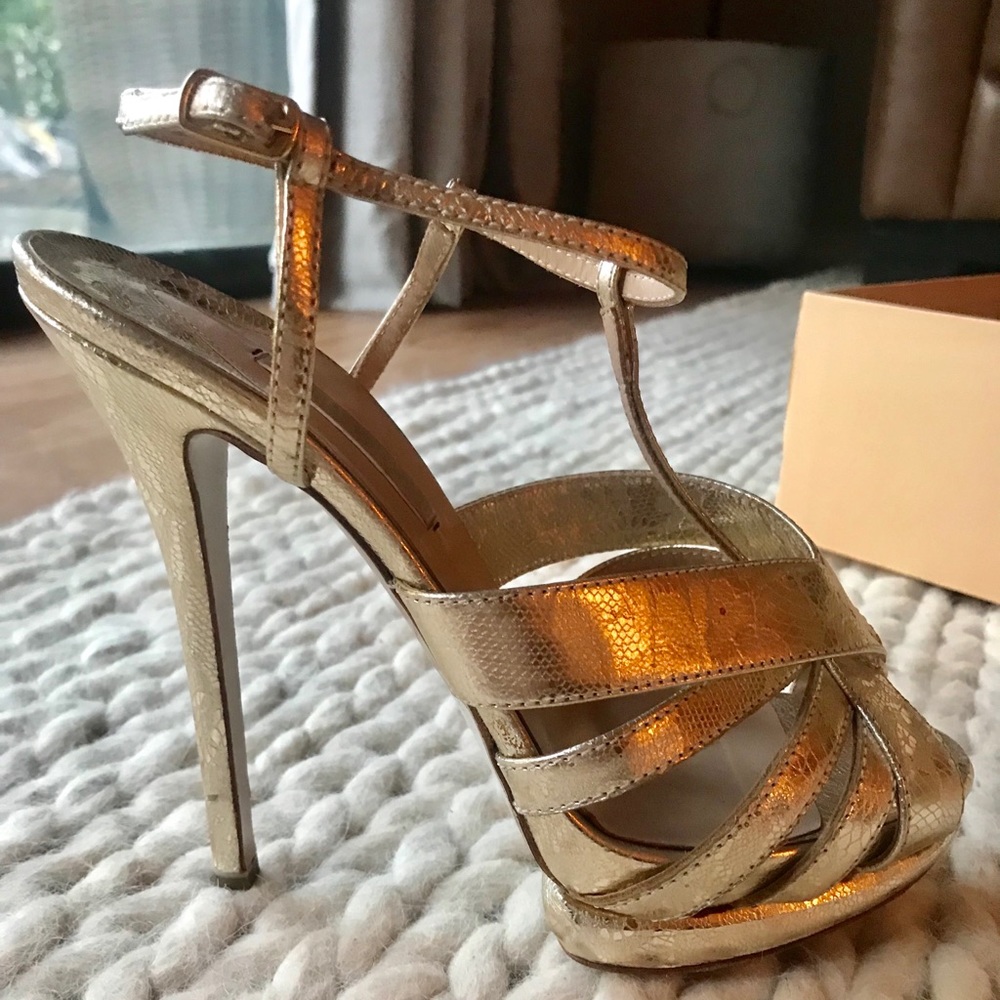 Nicholas Kirkwood Gold Metallic Heels  Shoes